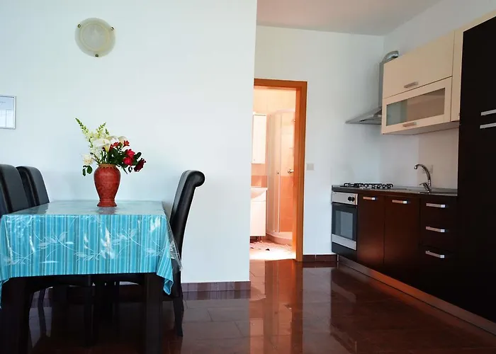 Διαμέρισμα Buturi *