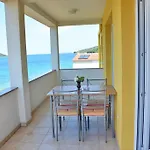 Buturi Apartment Soline (Dalmatia)