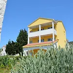 Apartment Buturi