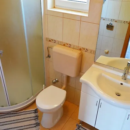 Buturi Appartement *