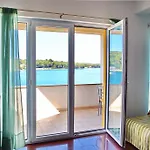 Appartement Buturi *