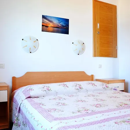 Buturi Appartement *