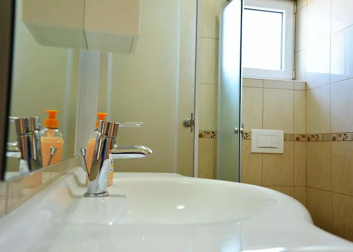 Buturi Apartamento Soline (Dalmatia)