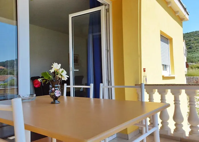 Buturi Apartamento Soline (Dalmatia)